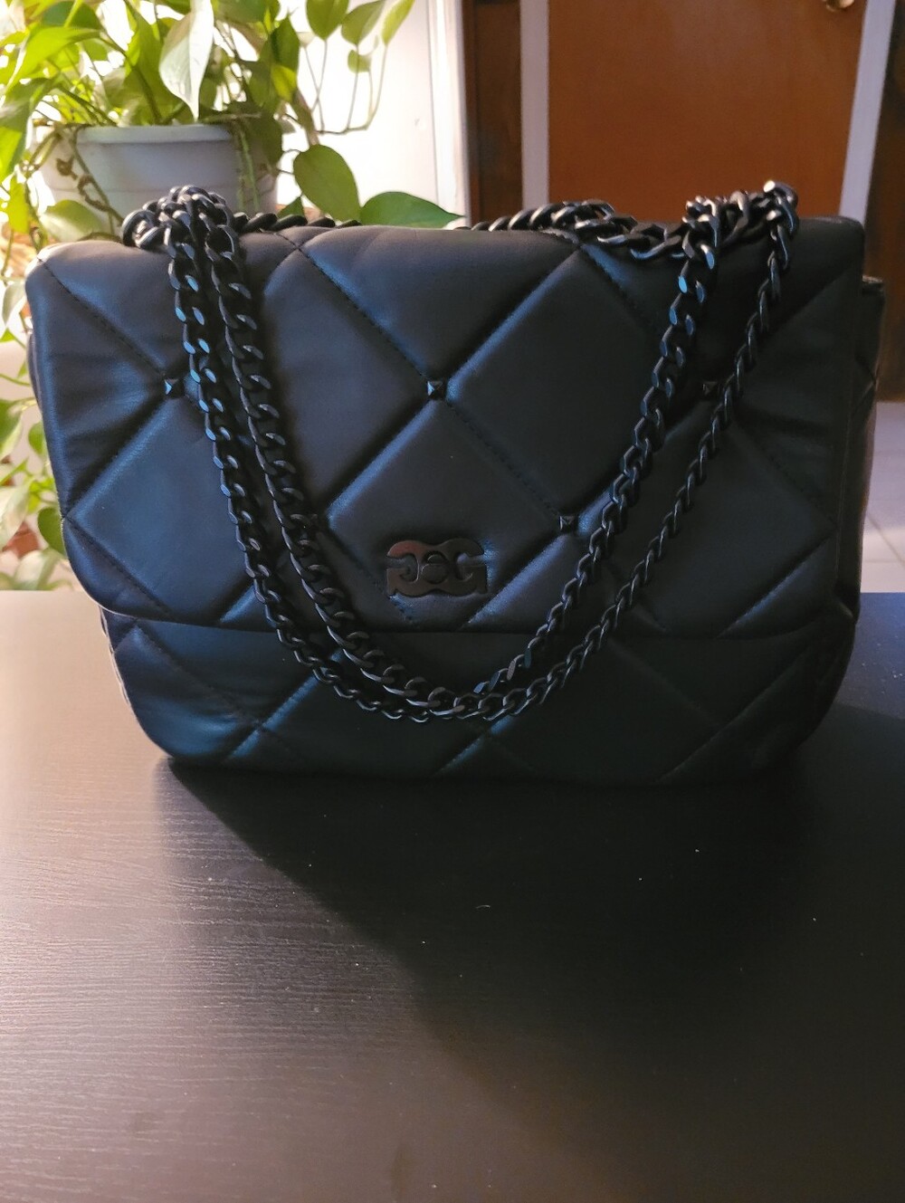 Gilda Paris Black Quilted Chain-Handle Shoulder Bag